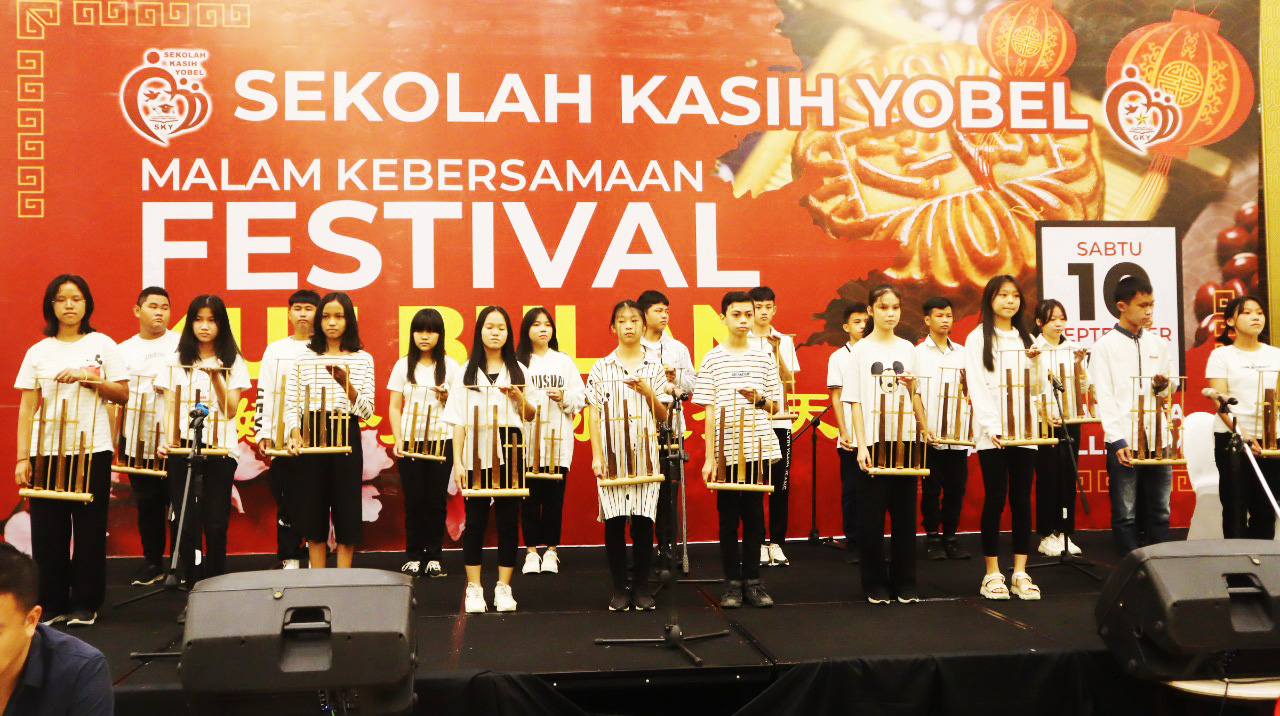 Moon Cake Festival-SKY Singkawang